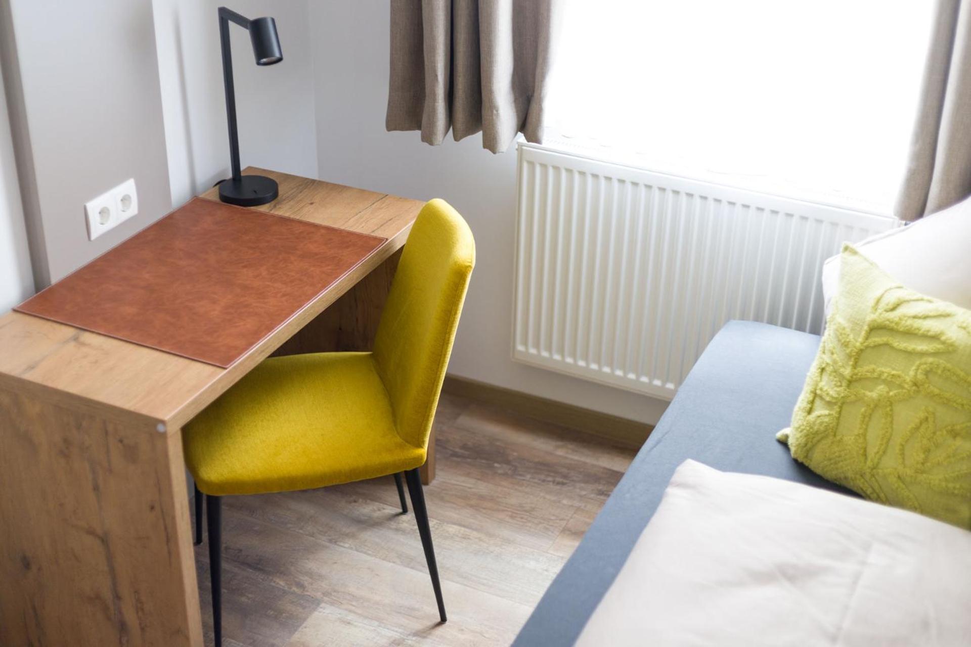 Hotel Zur Traube Uffenheim Buitenkant foto