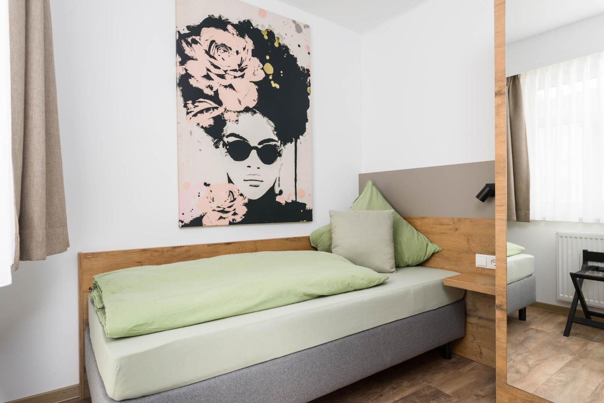 Hotel Zur Traube Uffenheim Buitenkant foto