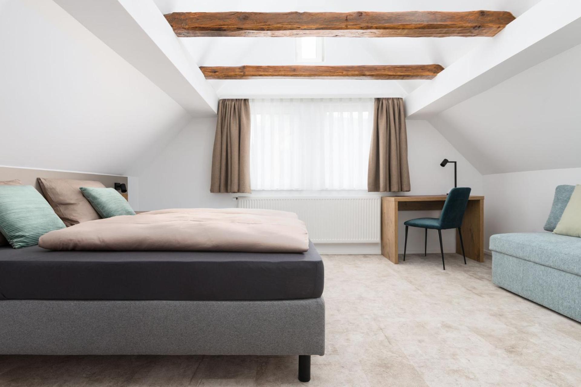 Hotel Zur Traube Uffenheim Buitenkant foto